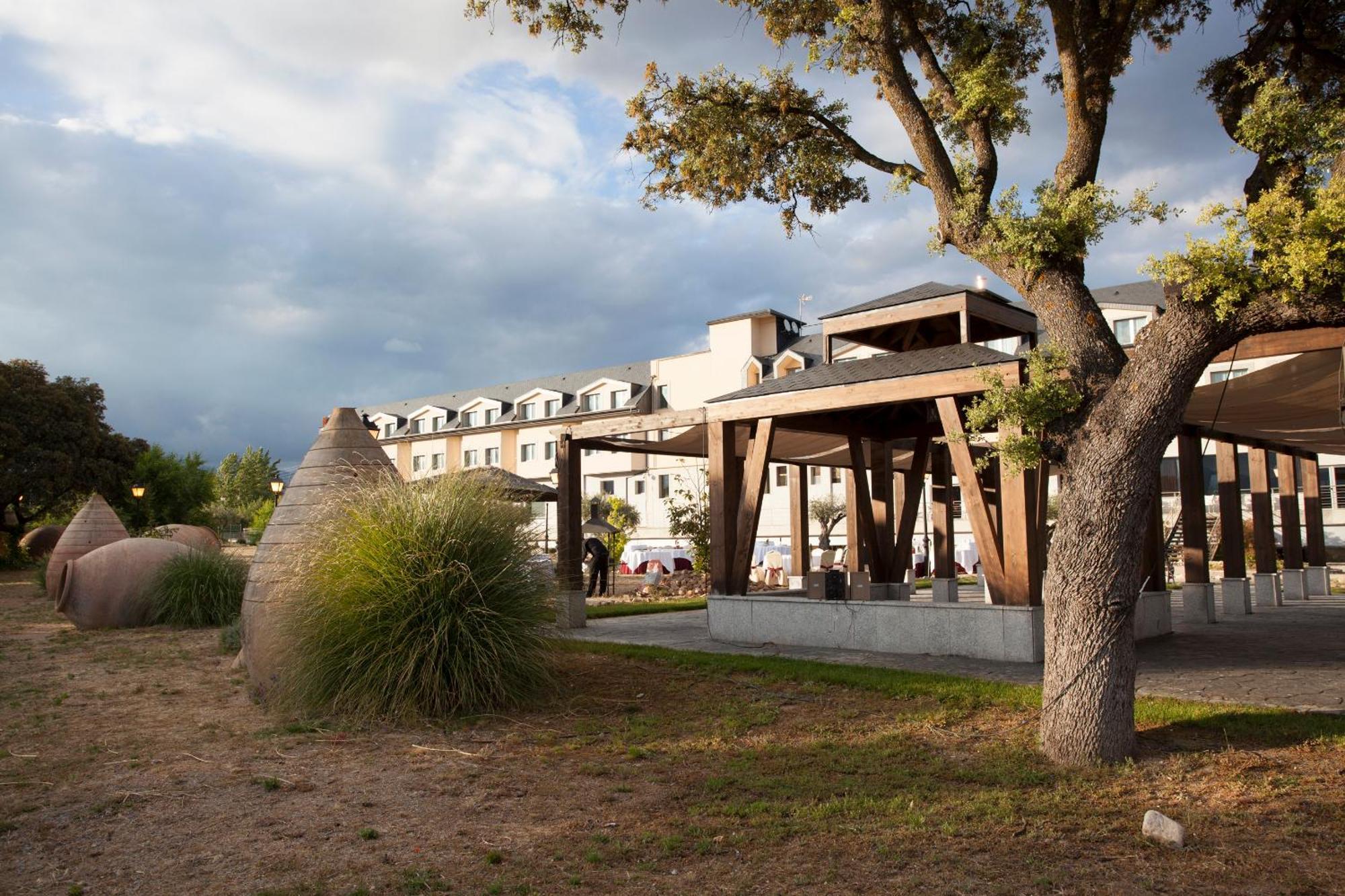 Hotel Fc Villalba Collado Villalba Exterior photo